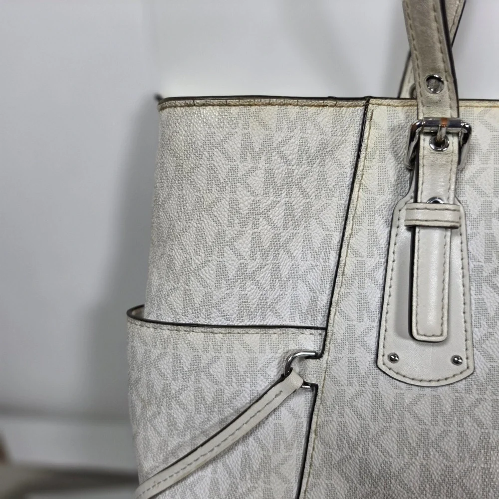 Michael Kors Voyager Medium White Signature Logo Tote Bag Shoulder‎ Bag